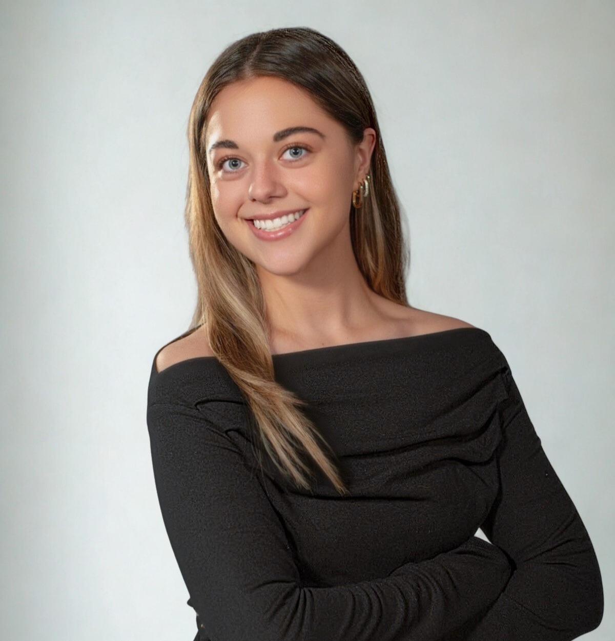 HANNAH MEET THE TEAM