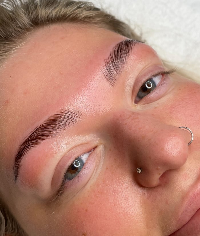 BROW LAMINATION & TINT image